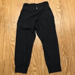 Lululemon Align Jogger Crop 
23"